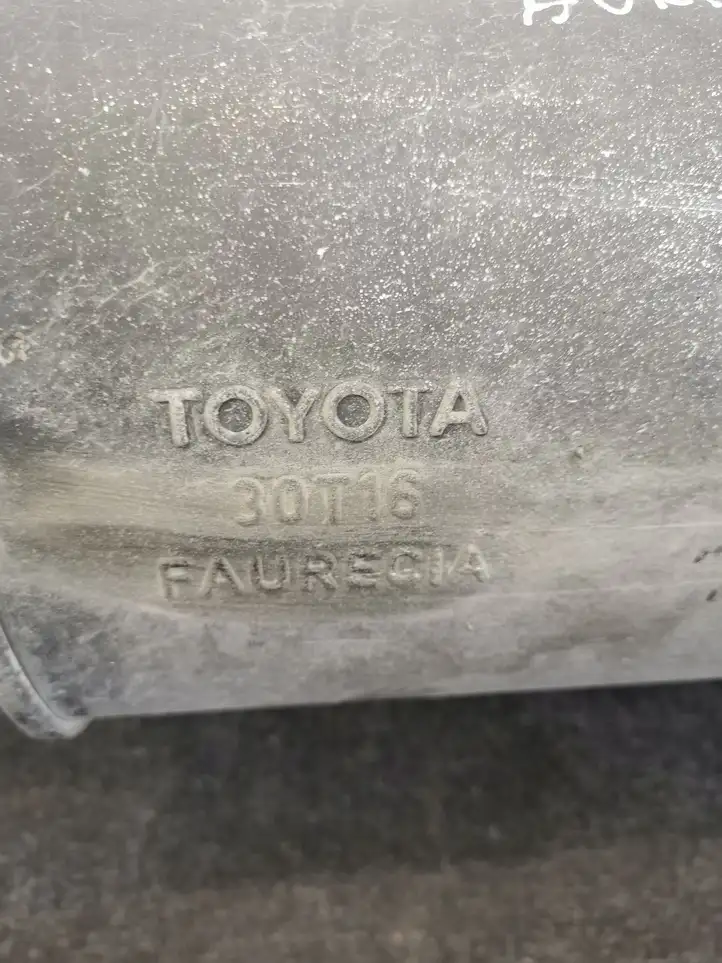 Toyota Auris E180 (2012 - 2018) Глушитель — фото 3
