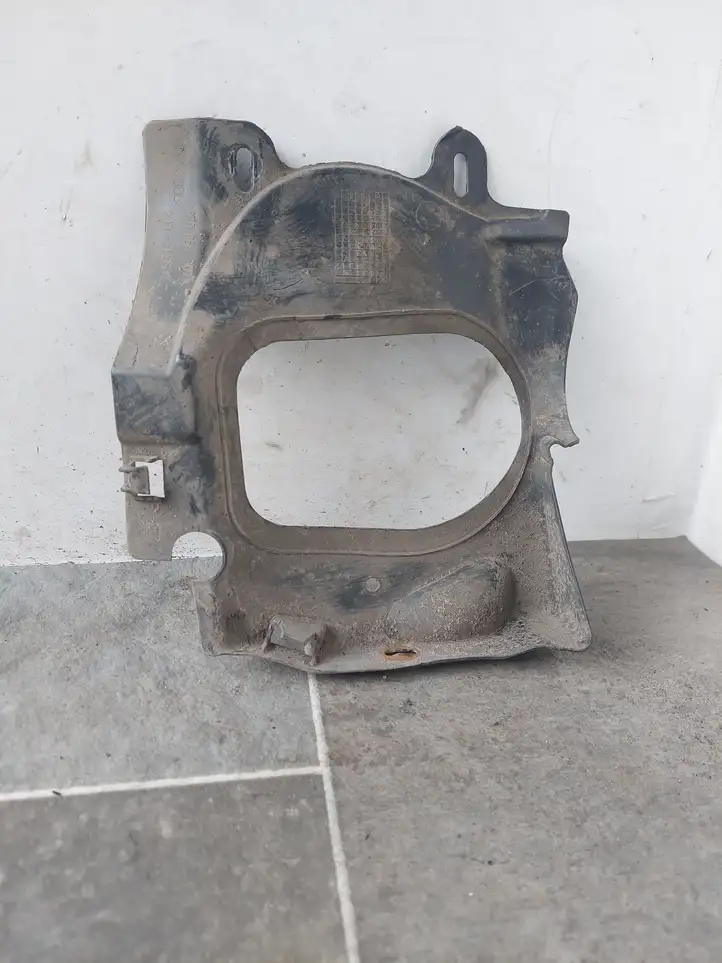 Audi A4 S4 B6 8E 8H (2000 - 2006) 8E0864309A Обшивка рулевой колонки — фото 2