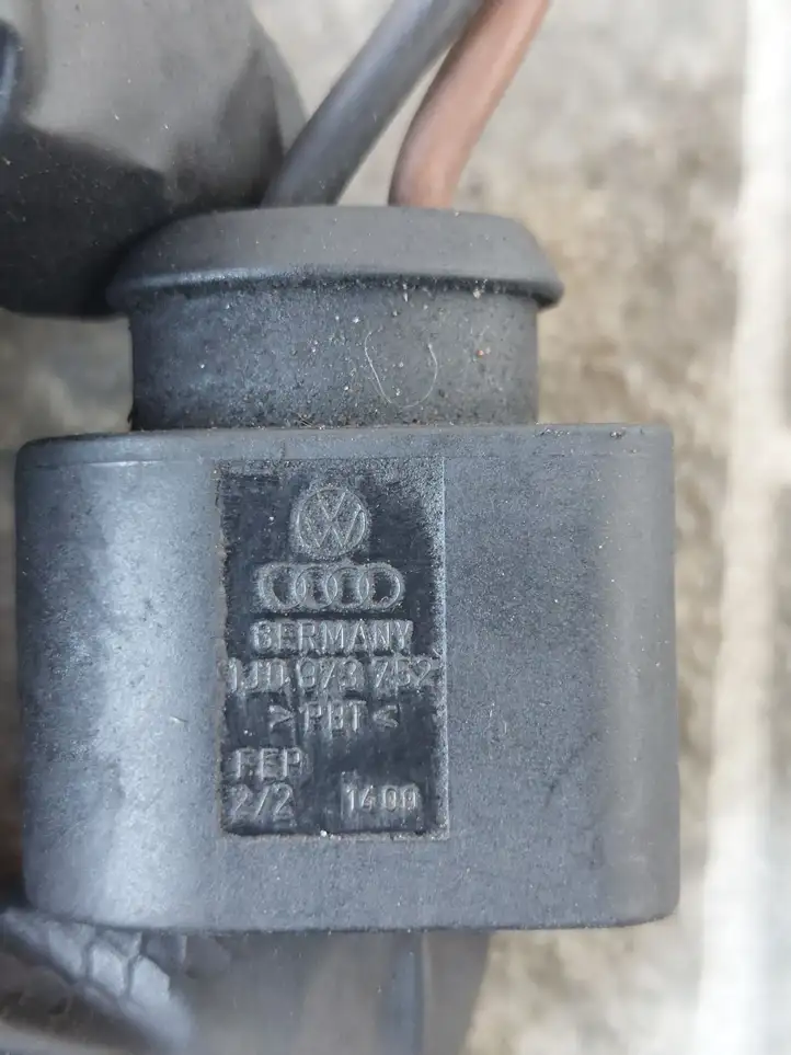 Audi A4 S4 B6 8E 8H (2000 - 2006) 1J0973752 Прочая электропроводка — фото 3
