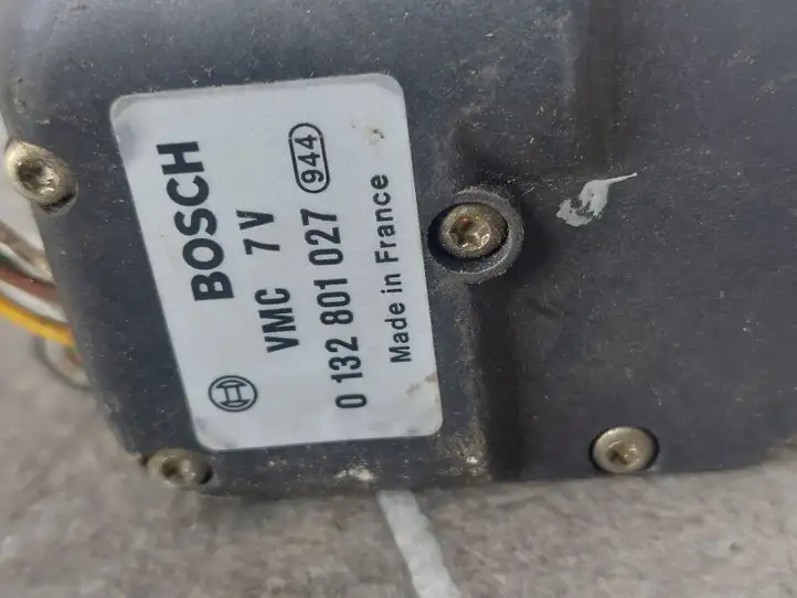 Audi A4 S4 B5 8D (1999 - 2001) 0132801027 Двигатель задвижки потока воздуха — фото 2