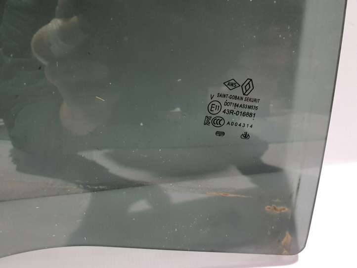 Renault Arkana (2019 - )  823007107R Основное стекло задних дверей