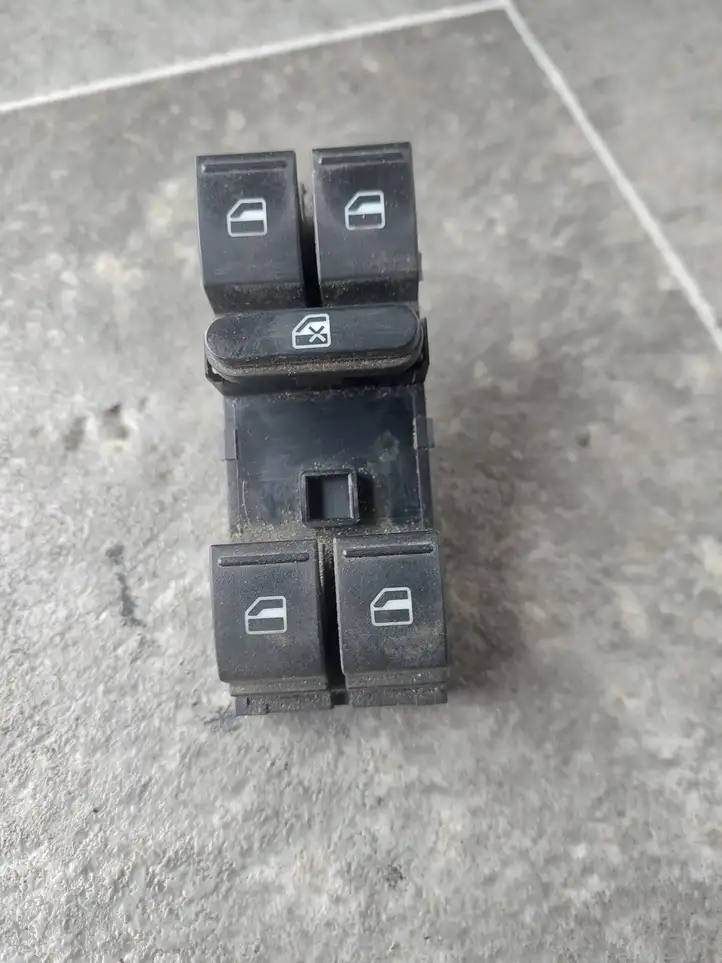 Volkswagen PASSAT B6 (2005 - 2010) 1K4959857A Блок кнопок стеклоподъемников — фото 1