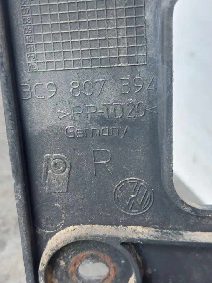 Volkswagen PASSAT B6 (2005 - 2010) 3C9807394 Кронштейн заднего бампера — фото 2