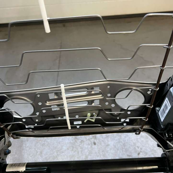 Land Rover Defender (2020 - )  005282959 Каркас сиденья