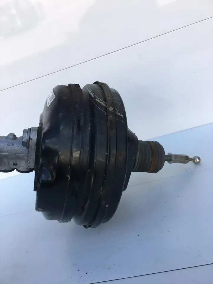 Audi A4 S4 B6 8E 8H (2000 - 2006) 4F0612105F Вакуумный усилитель тормозов — фото 4