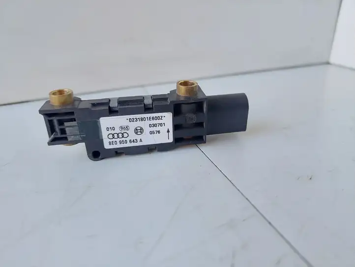 Audi A4 S4 B6 8E 8H (2000 - 2006) 8E0959643A Датчик удара SRS — фото 3
