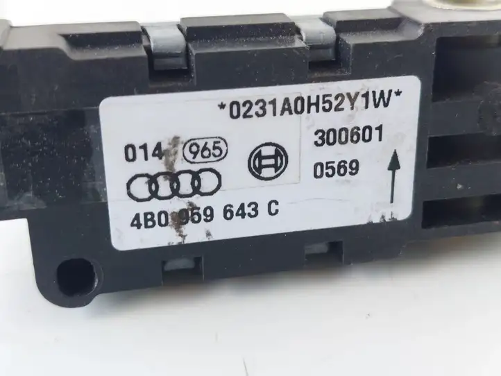 Audi A6 S6 C5 4B (1997 - 2001) 4B0959643C Датчик удара SRS — фото 3