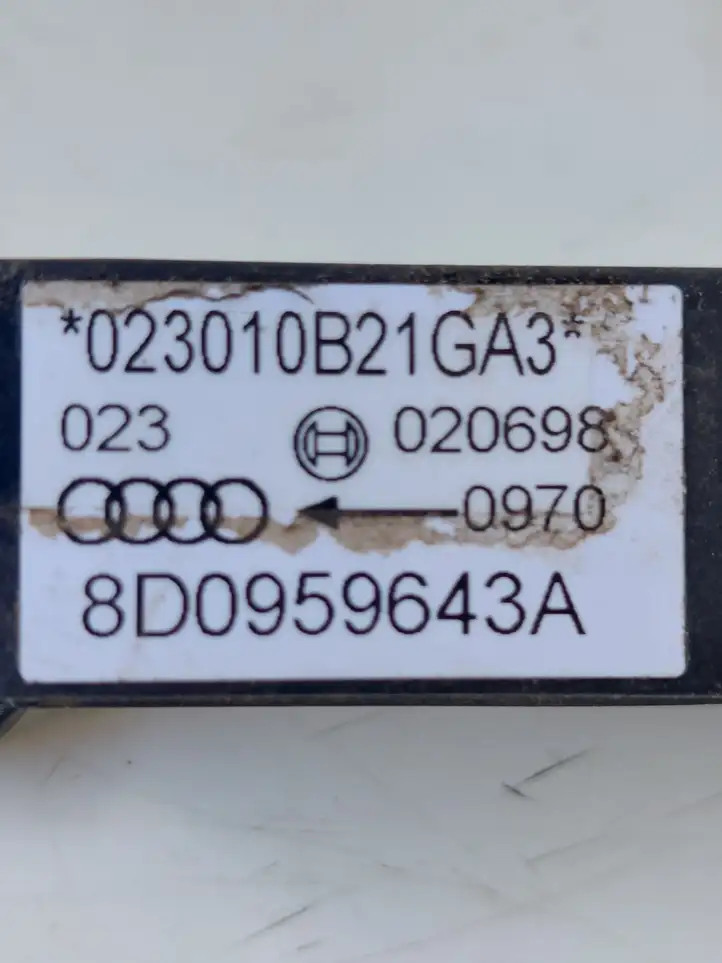 Audi A4 S4 B5 8D (1999 - 2001) 8D0959643A Датчик удара SRS — фото 2