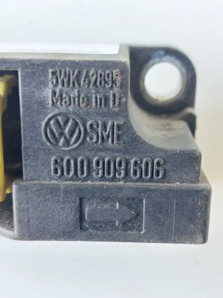 Seat Leon (1M) (1998 - 2006) 6Q0909606 Датчик удара SRS — фото 2