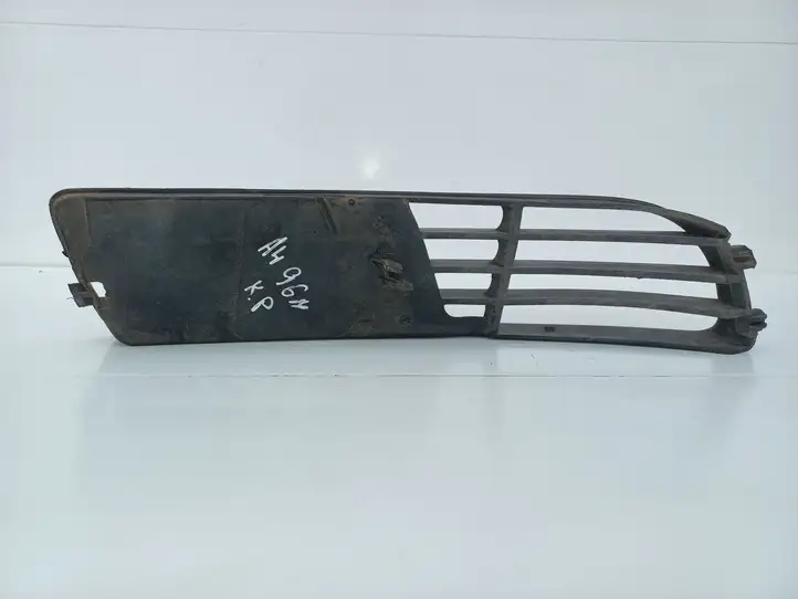 Audi A4 S4 B5 8D (1999 - 2001) 8D0807845 Нижняя решетка переднего бампера — фото 3
