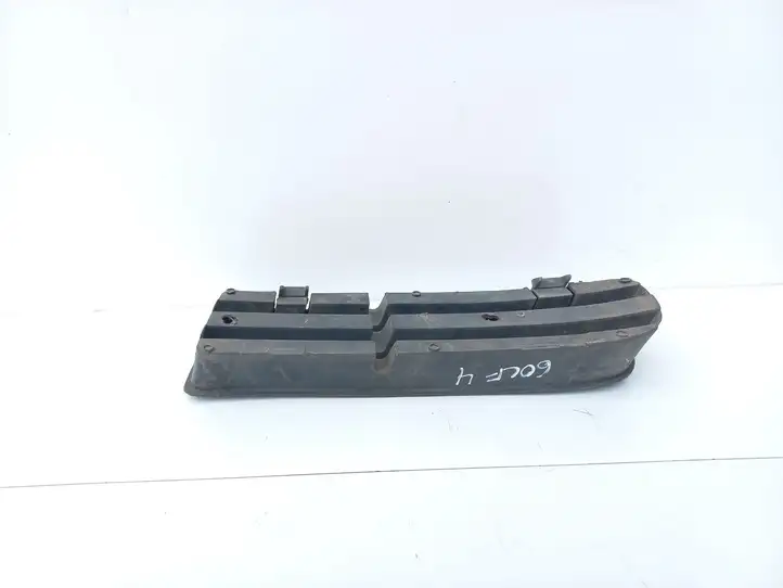 Volkswagen Golf IV (1998 - 2005) 1J0853666D Нижняя решетка переднего бампера — фото 4