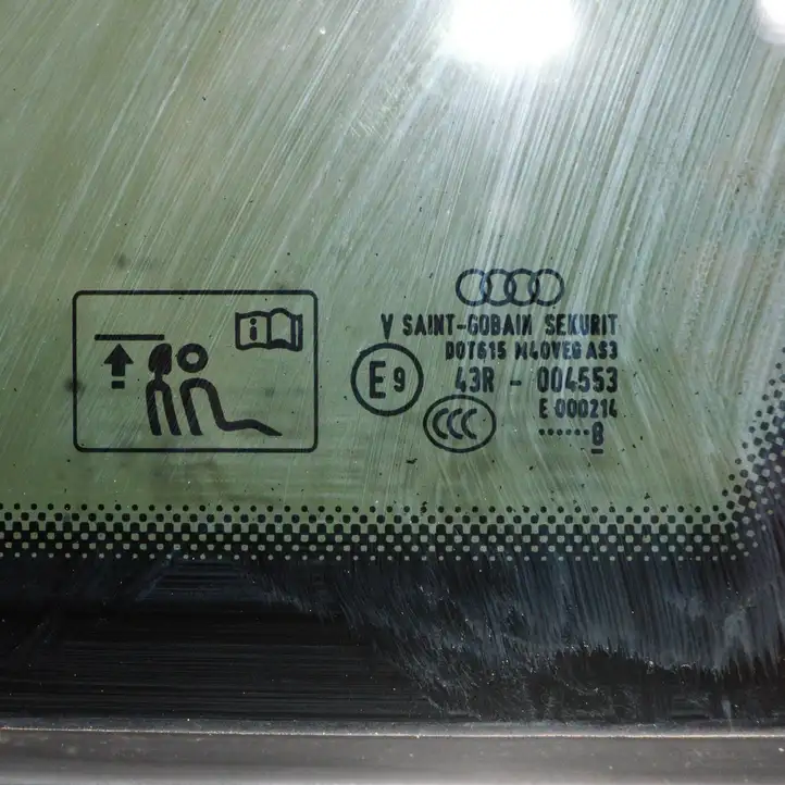 Audi Q5 SQ5 (2017 - ) 80A845298J Форточка двери — фото 6