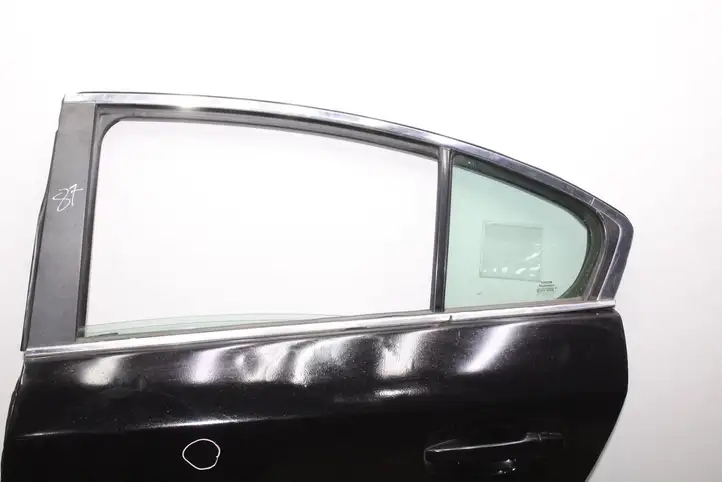 Toyota Avensis T270 (2012 - 2015) Задняя дверь — фото 2