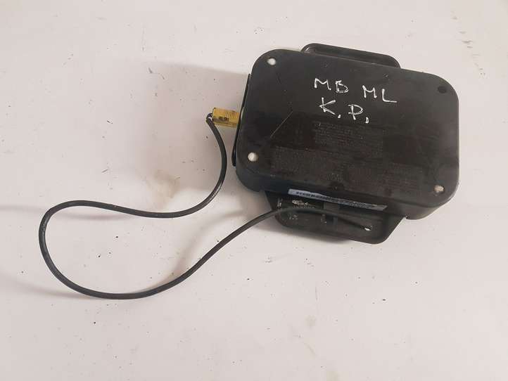 Mercedes-Benz ML W163 (1997 - 2005)  A1638600605 Подушка безопастности передней двери