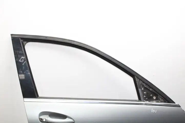 Mercedes-Benz C W204 (2007 - 2014) Дверь — фото 3