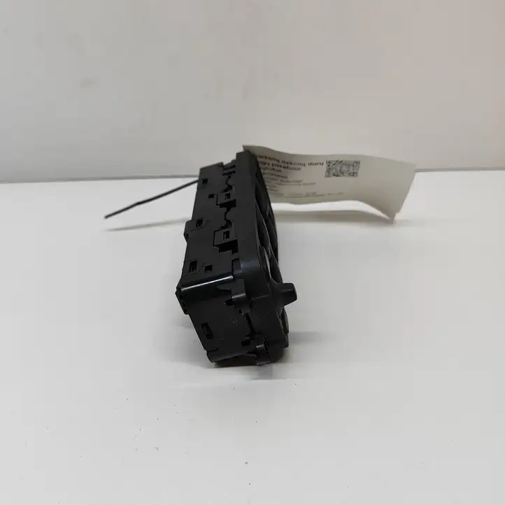 Volvo XC60 (2013 - 2017) 31453266 Кнопка стеклоподъемников — фото 4