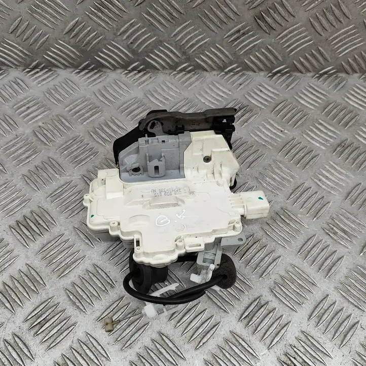 Porsche Panamera (970) (2009 - 2013) 8K0839015 Замок задней двери — фото 1