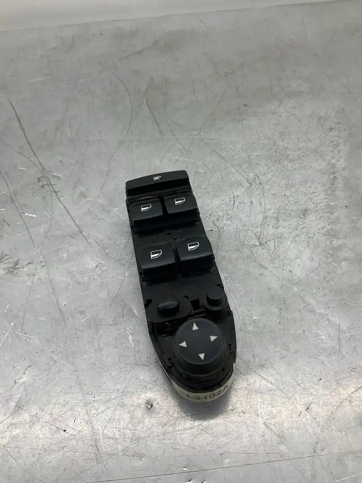 BMW 5 E60 E61 (2004 - 2010) 9122111 Кнопка стеклоподъемников — фото 4