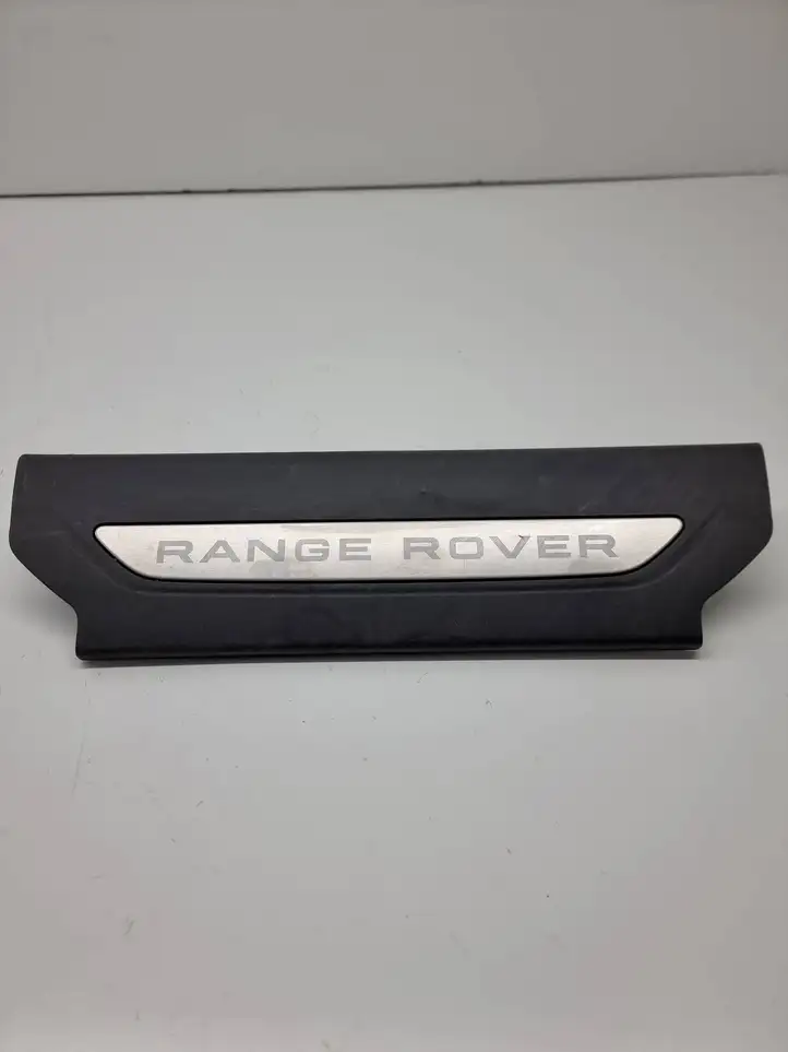 Land Rover Range Rover Velar (2017 - ) J8AA13200AA Внутренняя отделка заднего порога — фото 1