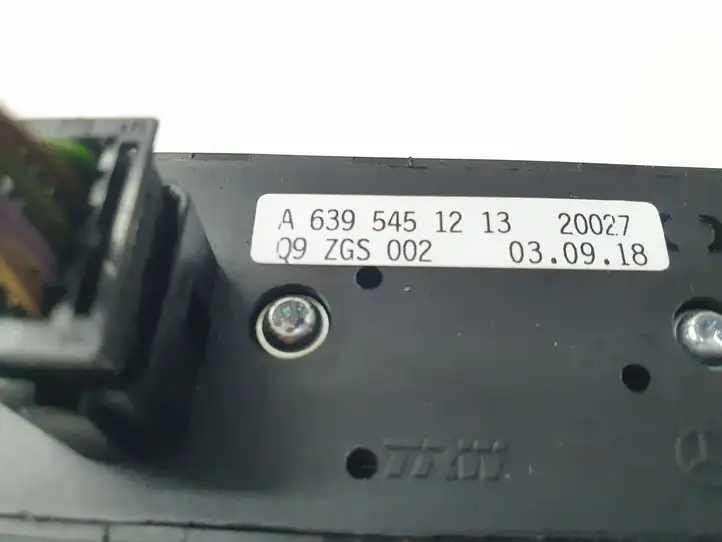 Mercedes-Benz Vito Viano W639 (2003 - 2010) A6395451213 Блок кнопок стеклоподъемников — фото 4