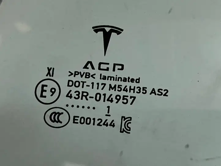 Tesla Model S (2021 - ) 158835400C Стекло задней двери — фото 2