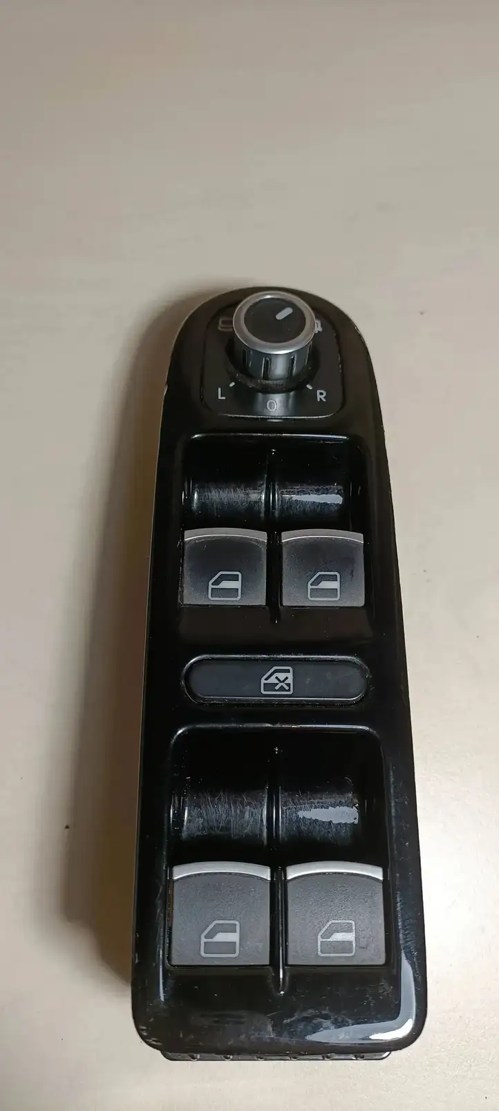 Volkswagen Golf VI (2009 - 2013) 5K0867255A Накладка кнопки стеклоподъемника — фото 2