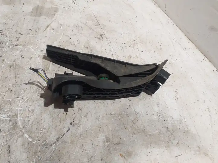 Volkswagen PASSAT B6 (2005 - 2010) 1K1723503L Педаль акселератора — фото 3