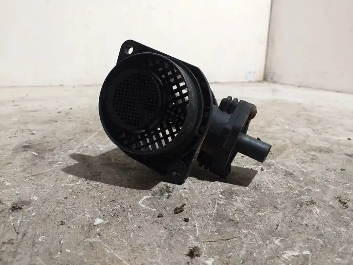 Volkswagen Fox (2005 - 2009) 038906461B Датчик массового расхода воздуха — фото 3