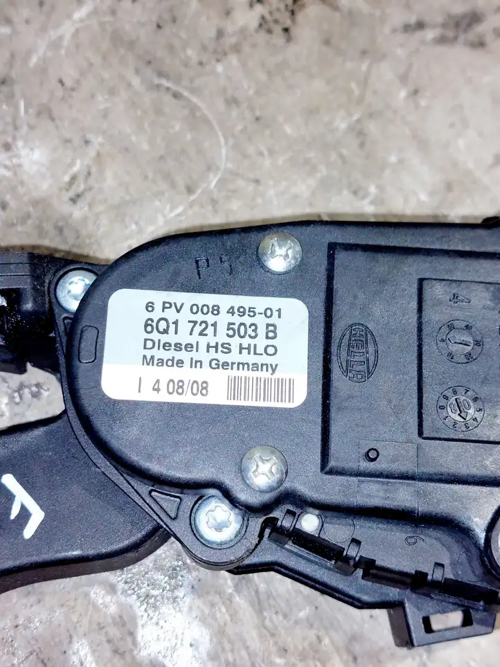 Volkswagen Fox (2005 - 2009) 6Q0721503B Педаль акселератора — фото 3