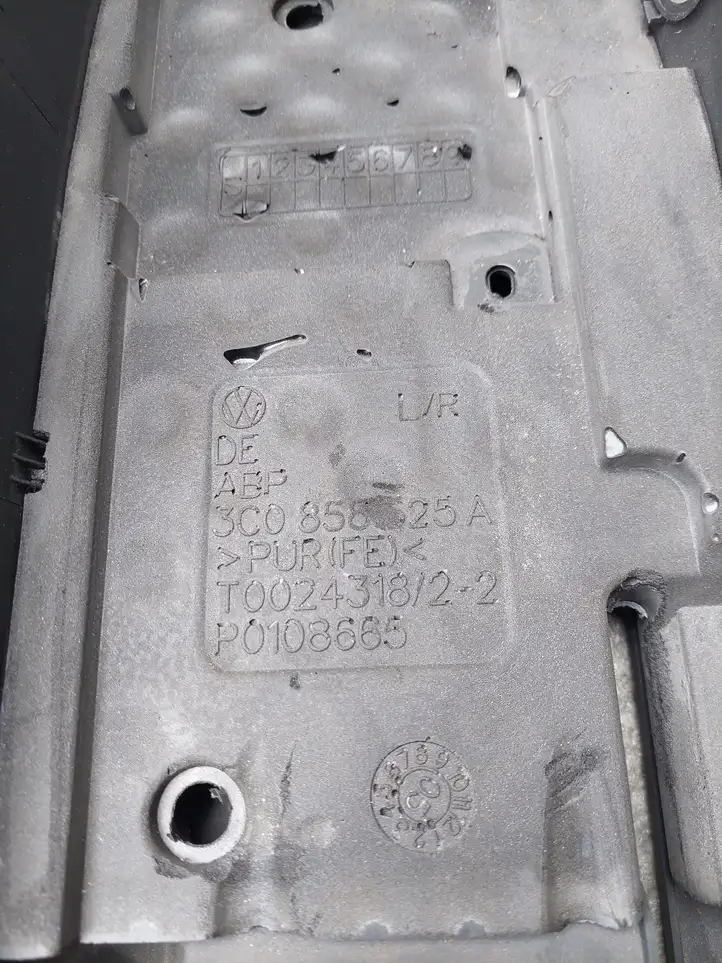 Volkswagen PASSAT B6 (2005 - 2010) 3C0858625A Обшивка рулевой колонки — фото 3