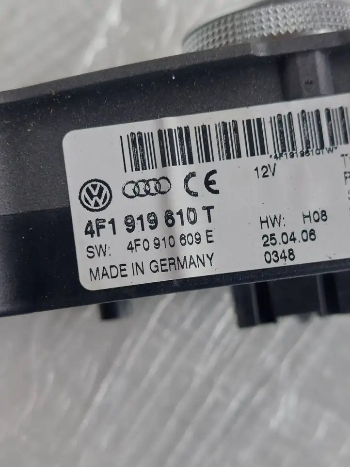 Audi A6 S6 C6 4F (2004 - 2008) 4F1919610T Контроллер мультимедийной системы — фото 2