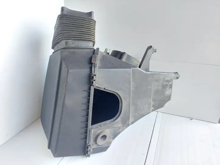 Audi A6 S6 C6 4F (2004 - 2008) 4F0000183A Корпус воздушного фильтра — фото 4