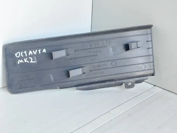 Skoda Octavia Mk2 (1Z) (2004 - 2013) 1K1864777 Подставка для ноги — фото 2