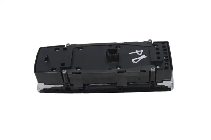 Mercedes-Benz CLS C218,X218 (2011 - 2017) A2129056100 Блок кнопок стеклоподъемников — фото 3