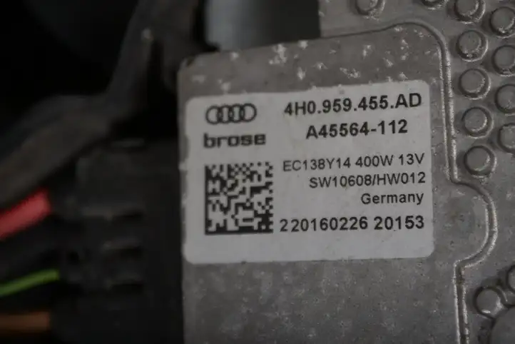Audi Q5 SQ5 (2012 - 2017) 8T0260401G Панель радиаторов двигателя — фото 5