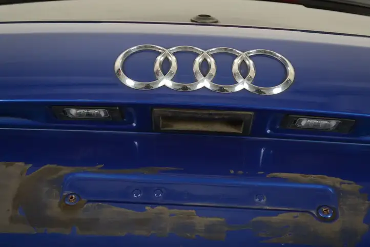 Audi Q5 SQ5 (2012 - 2017) Крышка багажника — фото 3