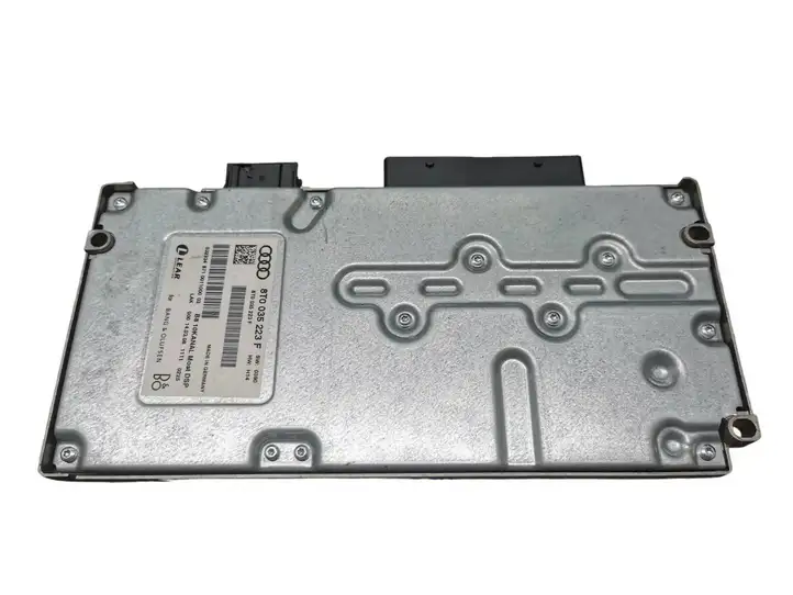 Audi A5 8T 8F (2007 - 2011) 8T0035223F Усилитель звука — фото 1