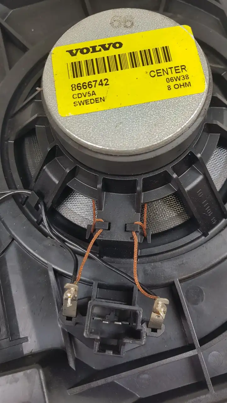 Volvo S40 (2004 - 2007) Динамик панели приборов — фото 4