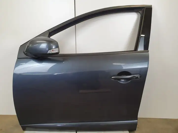 Renault Megane III (2009 - 2016) Дверь — фото 1