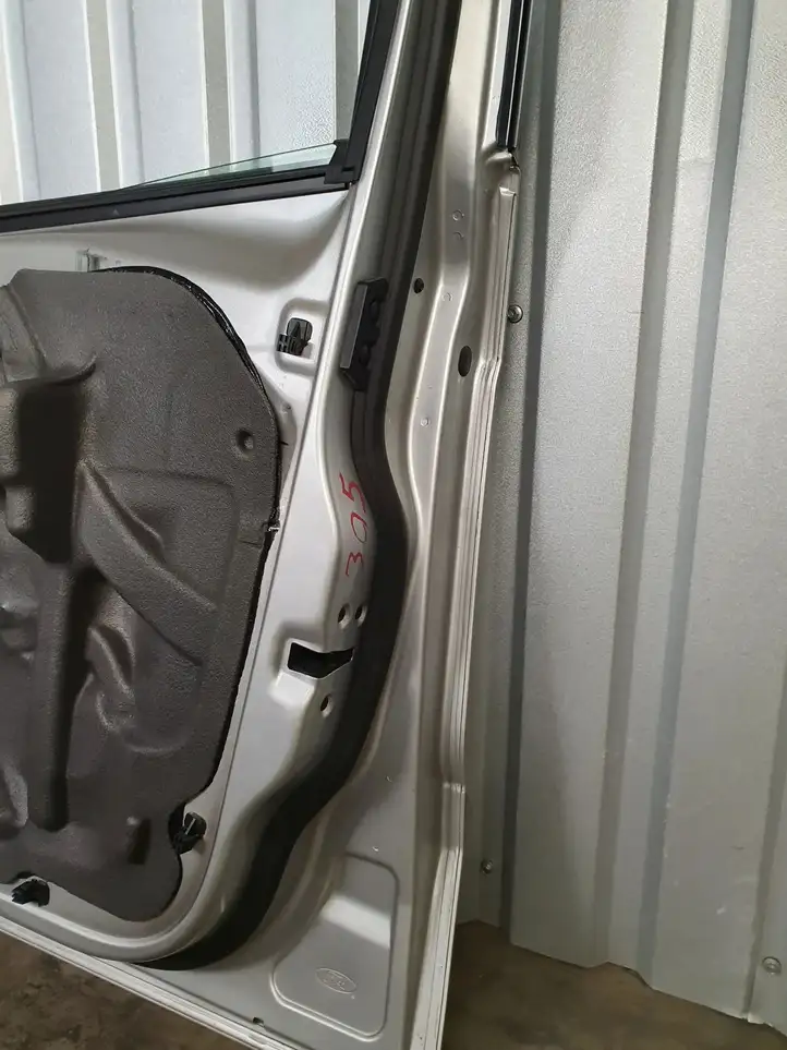 Ford Galaxy (2010 - 2015) Дверь — фото 8