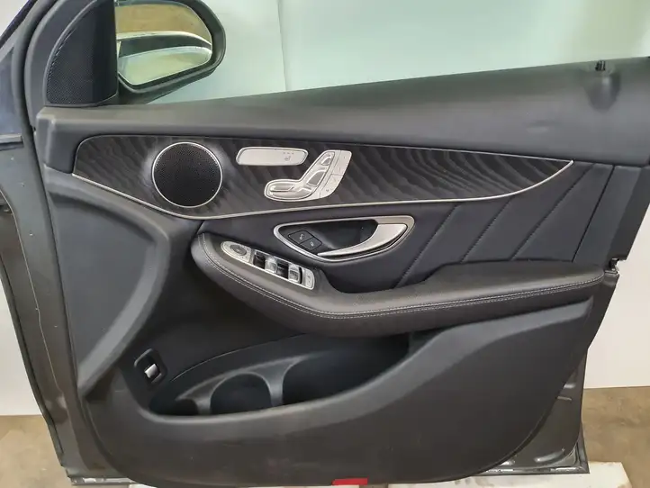 Mercedes-Benz GLC X253/C253 (2015 - ) Дверь — фото 9