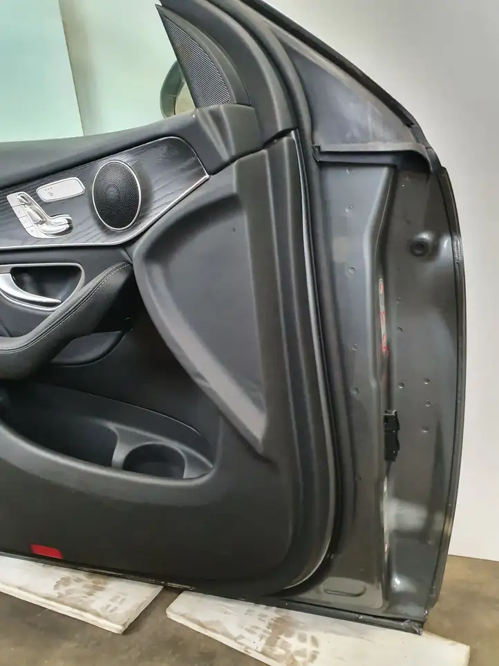 Mercedes-Benz GLC X253/C253 (2015 - ) Дверь — фото 9