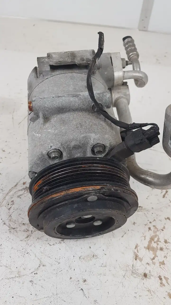Ford Fiesta (2006 - 2008) Компрессор (насос) кондиционера воздуха — фото 8