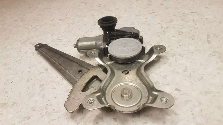 Lexus GS250 300 350 300h 450h (2011 - 2015)  857102030430 Двигатель привода люка-крыши