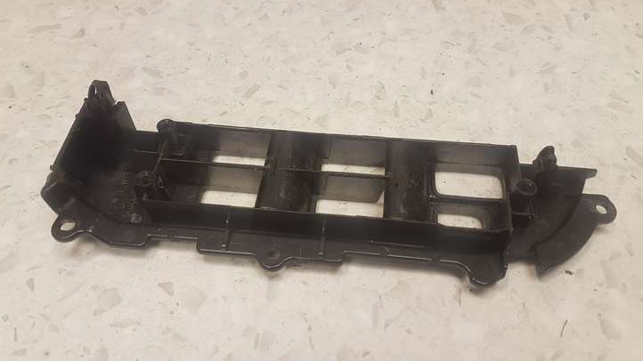 Nissan X-Trail T30 (2001 - 2007)  80960EQ300X Отделка кнопок стеклоподъемника 