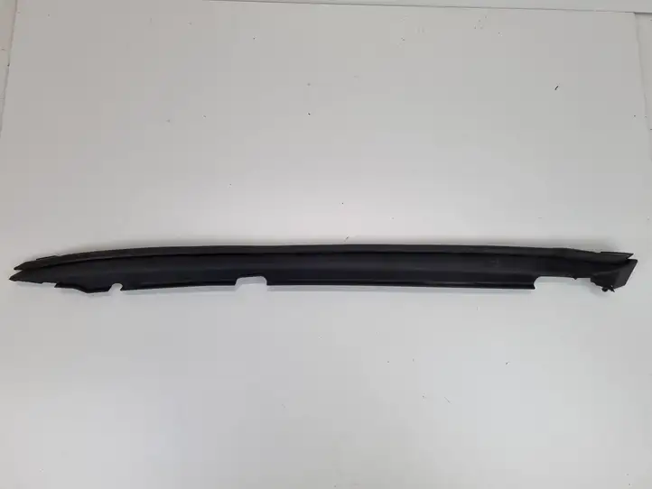 Lexus IS 220D-250-350 (2005 - 2010) Наружная отделка переднего порога — фото 2