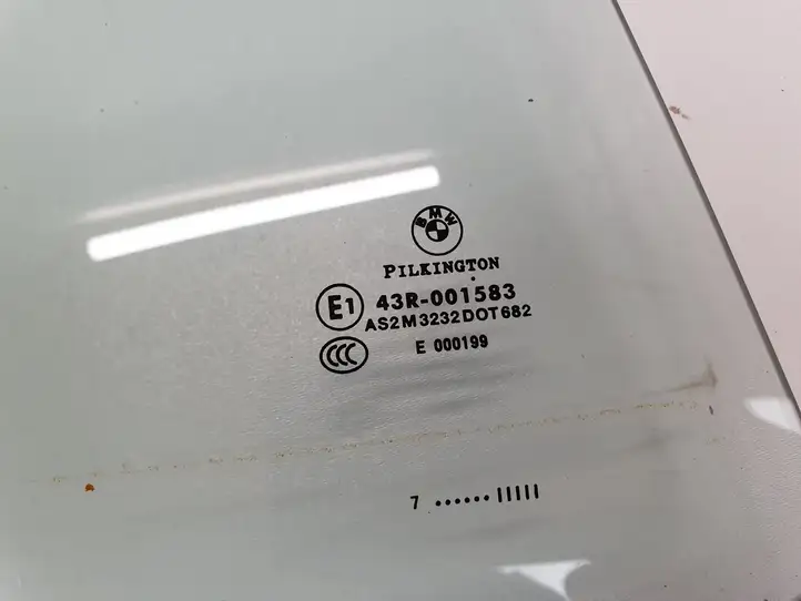 BMW 1 E81 E87 (2004 - 2011) Стекло задней двери — фото 4