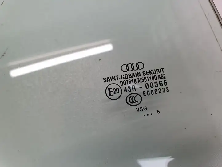 Audi A8 S8 D3 4E (2005 - 2007) Стекло задней двери — фото 4