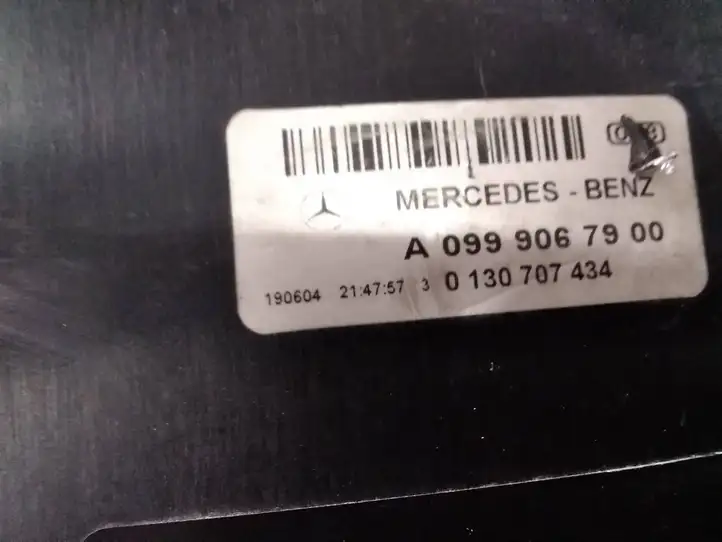 Mercedes-Benz C W205 (2014 - 2021) A0999067900 Дифузор радиатора — фото 8