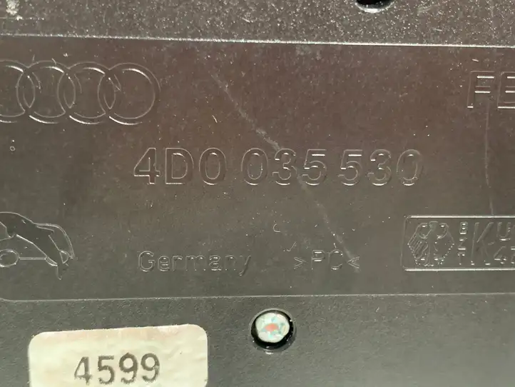 Audi A6 S6 C5 4B (1997 - 2001) 4D0035530 Усилитель антенны — фото 3